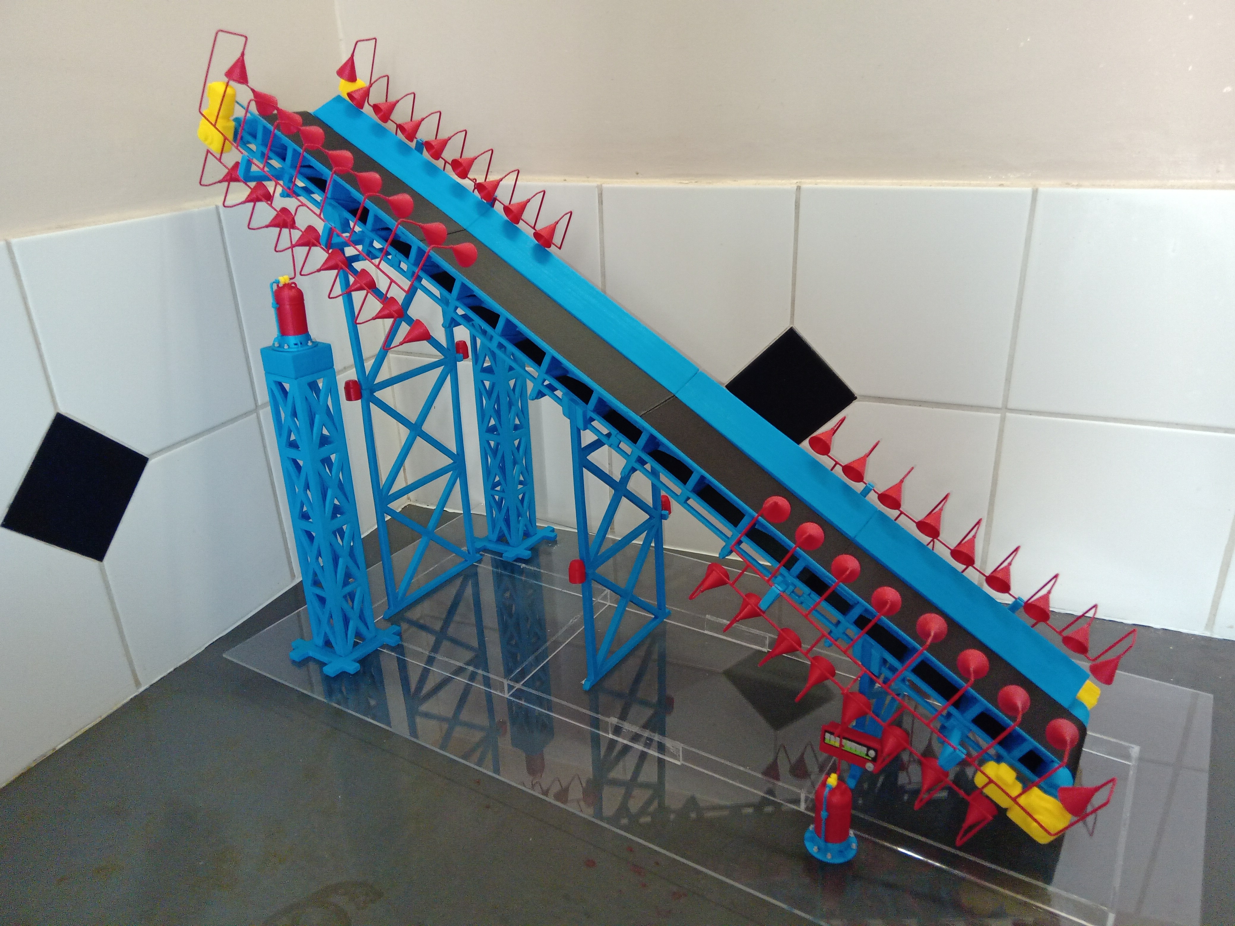 Conveyor Belt Fire Extinguisher - 3D Print and 3D Design